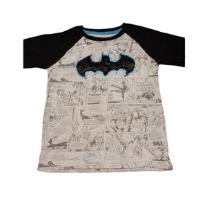 Batman Signal Comic Book Black Gray Long Sleeve Tee Size Small Boys